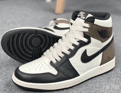 却又因高价潮牌信息忘却的朋友（AJ1 “Dark Mocha”摩卡系列配色实物高清图曝光： 天价倒钩平替版吗？）
