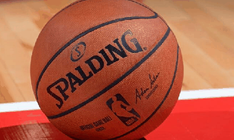 NBA比赛用球更换为威尔胜 威尔胜篮球和斯伯丁哪个质量好