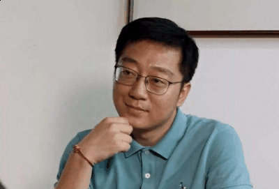  近日网上的短视频《朱潮牌品牌一旦的枯燥生活》火了起来（朱一旦是真的很有钱吗 朱一旦的真实身份是什么）