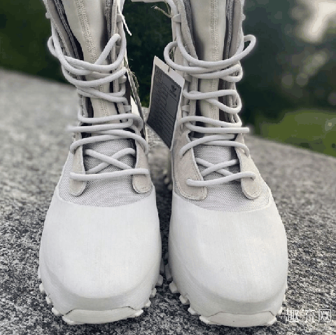 YEEZY 1050全新卡其配色实物曝光,你欣赏de来吗?