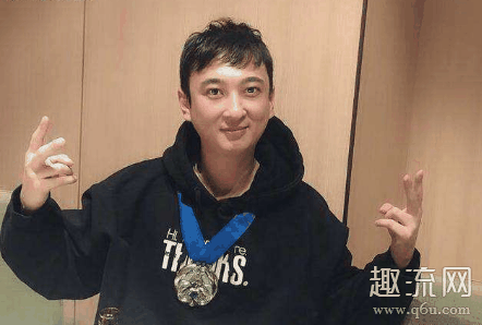 王思聪为什么做游戏陪练 王思聪欠1.5亿是怎么回事