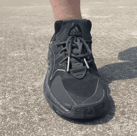 byw 2.0和byw x 2.0区别是什么 byw 2.0夏季外场水泥地实战测评