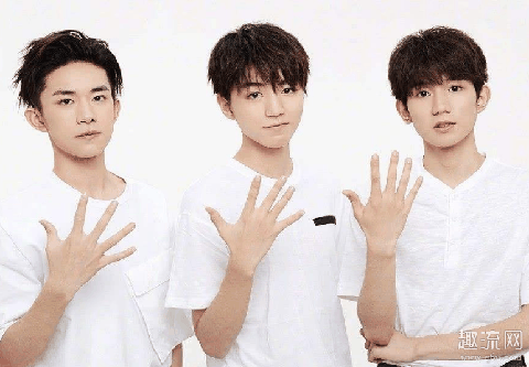 王俊凯王源易烊千玺同时更博 TFboys现在谁最火