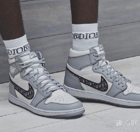 aj1高低帮上脚效果图对比 aj1高低帮怎么区分尺码一样吗
