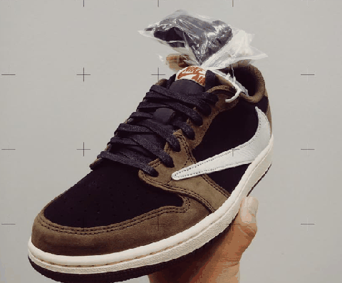 TS x AJ1 low倒钩开箱测评 AJ1倒钩有左右不一样的现象吗