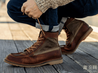  Red Wing Heritage Work Ch潮牌信息ukka 相比前面两款的硬派风格（男士靴子如何搭配裤子 男士经典鞋靴推荐）
