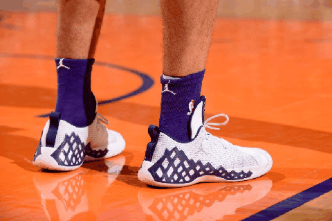 Jumpman Diamond脚感如何 Jumpman Diamond中间部分有镂空感是怎么回事