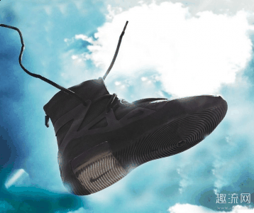 鞋型很显瘦 全掌zoom脚感爆潮牌汇潮牌网炸 Fear of God品牌怎么样 设计角度（Fear of God 1黑魂开箱测评 fog1黑魂 上脚搭配图）