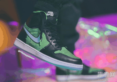  相关新闻 想必大家还记得上个星期第二潮牌商城双配色方案Air Jordan 1 High Zoom R2T“Racer Blue” 的公开发售（AJ1 zoom Rage Green上脚搭配图赏析 AJ1 zoom的脚感如何呢）