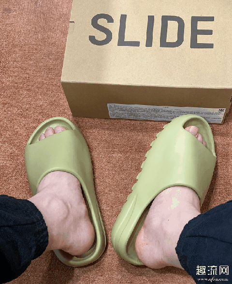 Yeezy Slide牛油果色拖鞋开箱上脚测评 Yeezy Slide鞋码偏小很多