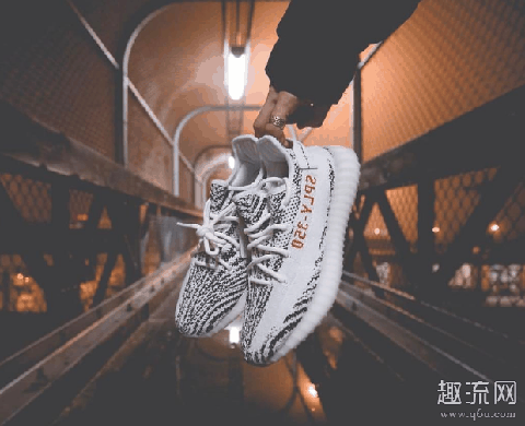 yeezy350白斑马将于6月27日补货 yeezy白斑马穿搭推荐