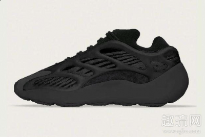 发售前就很中意潮牌汇潮牌网店它的外形+夜光鞋面（YEEZY 700 v3黑魂开箱 YEEZY 700 v3偏码吗）