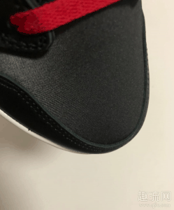 AJ1黑丝绸2020开箱潮牌汇潮牌网 AJ1丝绸怎么穿不起皱（AJ1黑丝绸2020开箱 AJ1丝绸怎么穿不起皱）