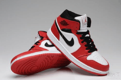 aj1中帮穿什么裤子好看 aj1高帮穿什么裤子好看