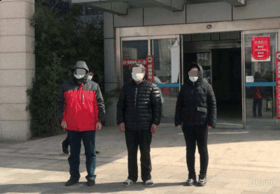 需要对出现肝功能异常潮牌信息的新冠肺炎患者进行特别护理（新型冠状病毒攻击中枢神经是真的吗 新型冠状病毒攻击中枢神经造成的后果是什么）