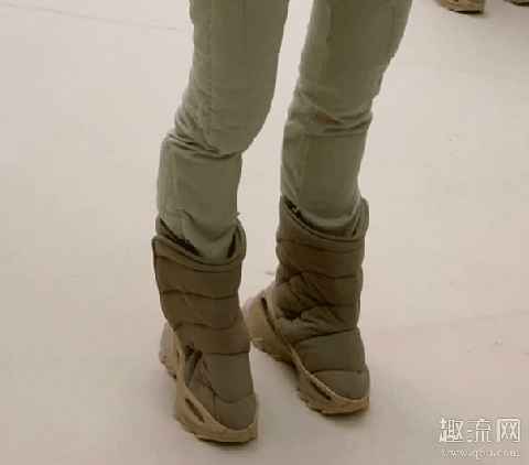 侃爷上脚yeezy 451 Yeezy Season 8发布会上的潮流单品有哪些