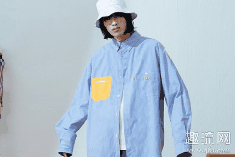 男生衬衫怎么赛进裤子好看 男生衬衫第二个扣子的含义