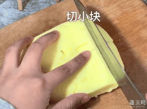 煎牛奶最简单的做法推荐 煎牛奶可以用面粉吗