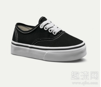 童鞋的鞋款会潮牌商城比成人鞋窄一些（vans大童款和成人款区别是什么 vans大童21cm是多大）