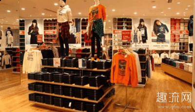  优衣库的英潮牌品牌文名称：UNIQLO（优衣库裤子口袋里的小口袋是干嘛用的 优衣库裤子尺码对照表）