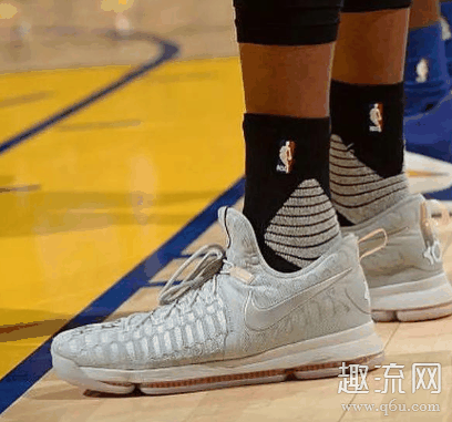 LBJ7和LBJ17哪个增高 LBJ7和LBJ17哪个舒服