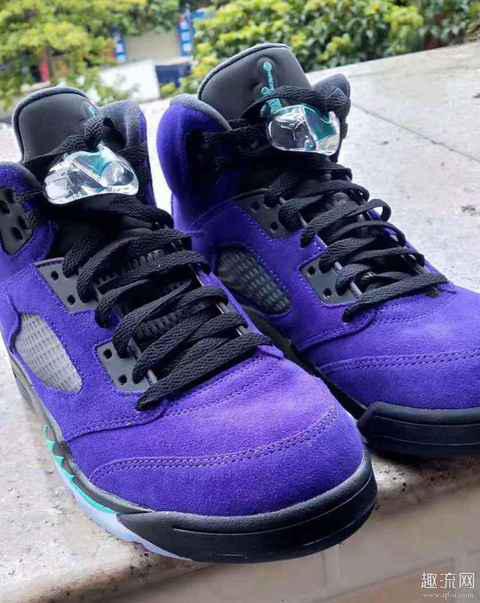 AJ5反转紫葡萄实物赏析 AJ5鞋底硬吗