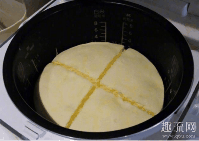 刷抖音成为大家打潮牌商城发时间的乐趣之一了（电饭煲蛋糕怎么做才蓬松 电饭煲蛋糕和烤箱蛋糕区别是什么）