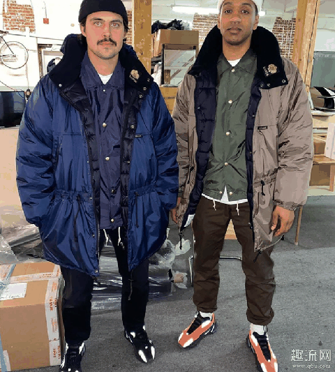 Yeezy 700 MNVN黑橙配色赏析 Yeezy 700 MNVN发售信息