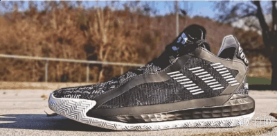  Pusha T x adidas Dame 6 “I Am M潮牌品牌y Own Fan” 鞋身外侧带有巨大 DL-90 字样（利拉德6黑白鸳鸯开箱测评 利拉德6配色大全图片）