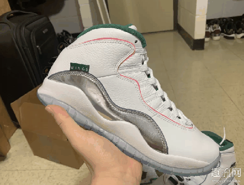 AJ10 wings开箱测评 AJ10 wings水晶底会氧化吗