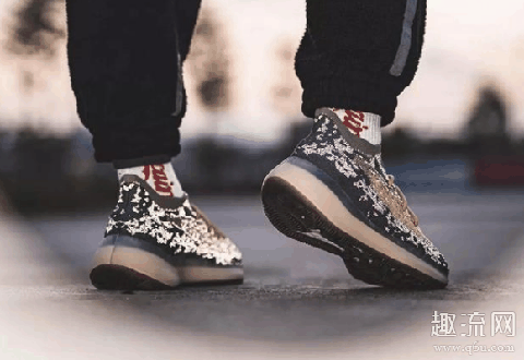yeezy 350 Cinder和黑天使外观对比 椰子350黑天使2.0货量大吗
