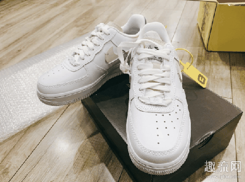 AF1红蓝鸳鸯断勾开箱上脚测评 AF1鸳鸯断勾男生可以穿吗