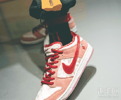 SB Dunk Low情人节配色联名释出 StrangeLove x SB Dunk Low发售信息