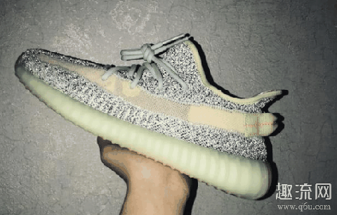 yeezy满天星有几种颜色 区别是什么 椰子满天星在什么情况下会发光