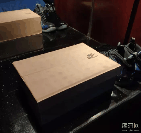 耐克银河喷2.0开箱测评 耐克银河喷实战测评