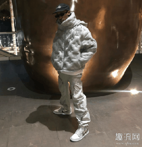 Travis Scott上脚Dior x AJ1 Dior x AJ1细节赏析 