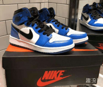 球鞋后跟部潮牌分的实拍（AJ1小闪电拆解测评 aj1小闪电鞋带系法图解）