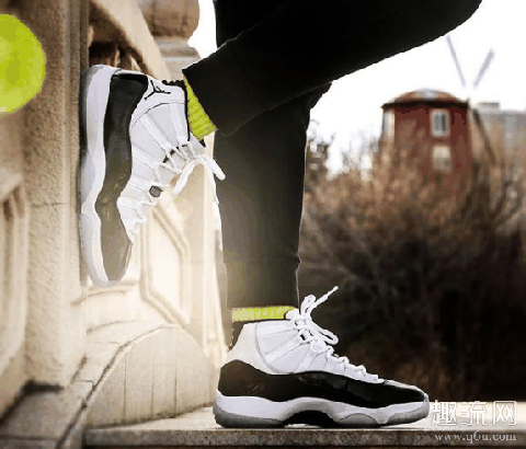 AJ11伽马蓝和黑武士买哪个 aj11伽马蓝为什么贵