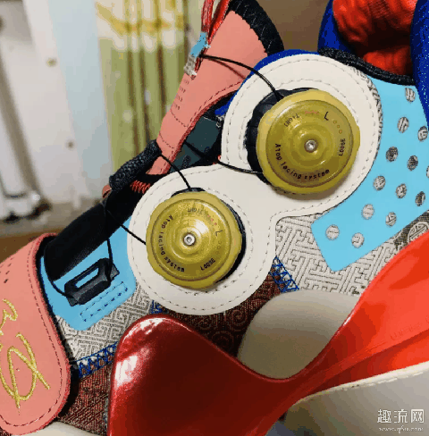 韦德之道8新年鸳鸯配色开箱 wow8无眠和新年哪个性价比高