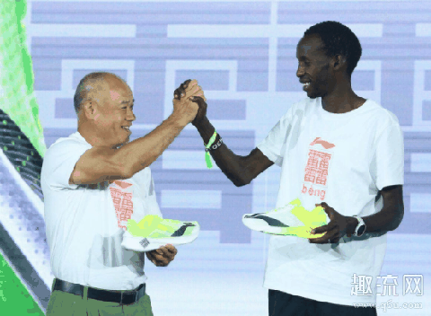 李宁闪击6开赛夜开箱测评 李宁闪击6实战测评