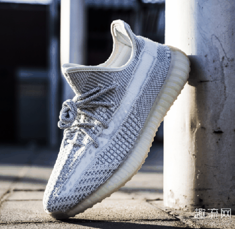 Yeezy 350 V2 “Yeshaya” 开箱测评 椰子350鞋底发黄怎么办