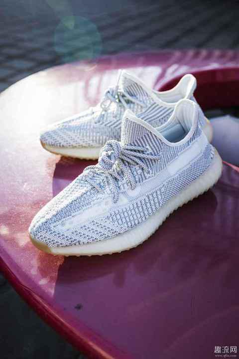 Yeezy 350 V2 “Yeshaya”开箱 Yeezy 350 V2 “Yeshaya”偏码码