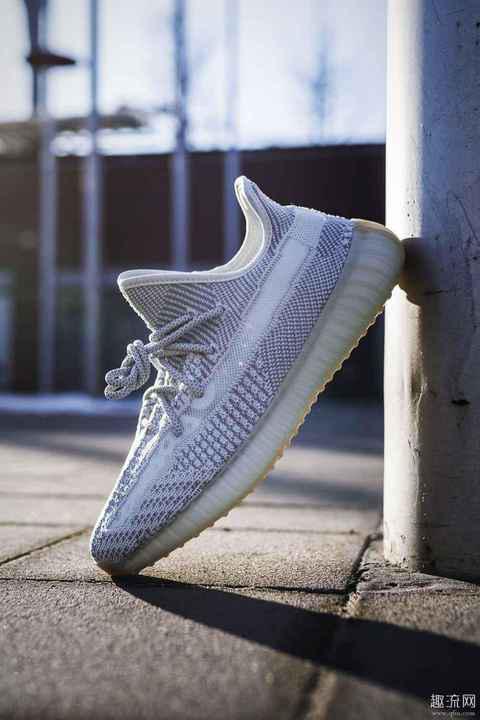Yeezy 350 V2 “Yeshaya”开箱 Yeezy 350 V2 “Yeshaya”偏码码