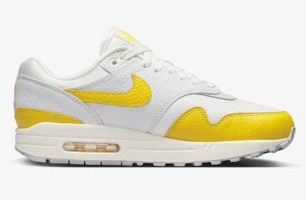  Air Max 1 全新灰白黄配色潮牌鞋款 目前没有明确何时发售（Air Max 1 全新灰白黄配色鞋款释出，夏日气息）