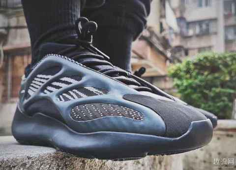 Yeezy 700 V3 黑武士上脚效果 Yeezy 700 V3黑武士什么时候发售