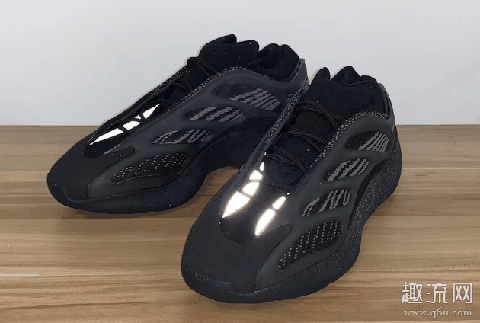 yeezy 700 v3尺码偏大还是偏小 yeezy 700 v3脚感怎么样