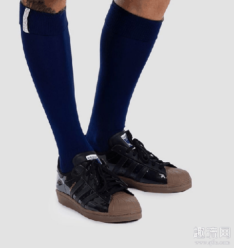 Blondey McCoy联名贝壳头新配色爆出 限量200双贝壳头上脚赏析