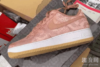 悬挂于阴潮牌汇潮牌网店凉通风处（“玫瑰金丝绸”Air Force 1曝光 AF1“玫瑰金丝绸”赏析）