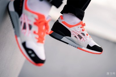 完美沿袭潮牌汇潮牌网店 OG 装扮（亚瑟士Gel-Lyte III元年白红配色回归 ASICS Gel-Lyte III发售信息）
