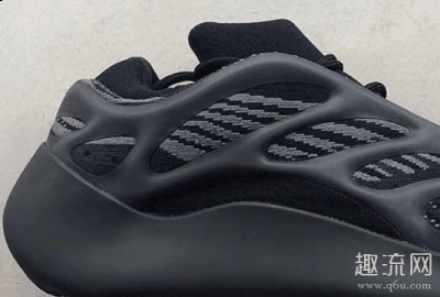  目前这款配色的潮牌商城发售信息尚未公布（Yeezy 700 V3 纯黑新配色亮相 yeezy是耐克还是阿迪）